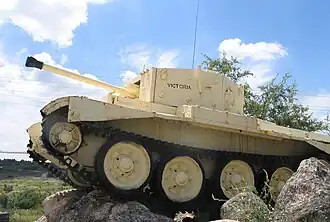 Cruiser Tank Mk.VIII vyzbrojený kanónem Ordnance QF 75 mm