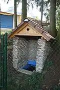 Cultural monument well in Senožaty, Pelhřimov District.jpg