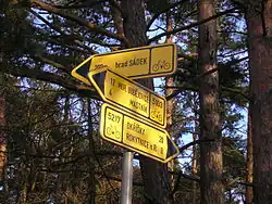 Cyklistická trasa 5217 u zámku Sádek