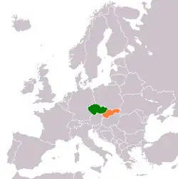 Česko (zeleně) a Slovensko (oranžově) na mapě Evropy