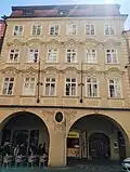 Dům U Červeného jelena na Malostranském náměstí (2025)