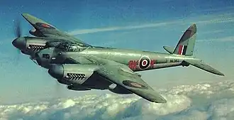 Mosquito B.XVI sériového čísla ML963 571. perutě RAF