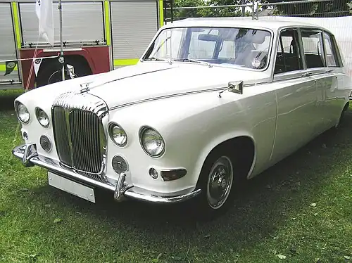 Daimler DS420 (1968-1992)