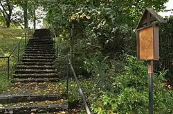 Zastavení křížové cesty na schodišti ke kostelu