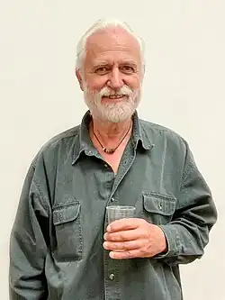 Na křtu knihy Zdeňka Sláby "Od spermie po krematorium" v Lokti 26.4.2025