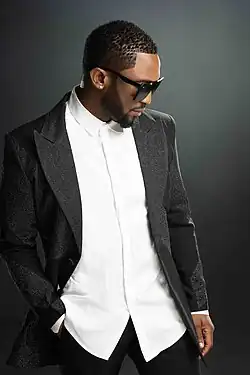 Nigerijský hudebník Dare Art Alade, 2020