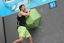 David Firnenburg na SP 2017 v boulderingu v Mnichově