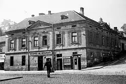 Demartinka, v přízemí „Smíchovská akciová restaurace“