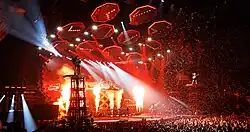 Kiss při vystoupení 7. června 2022 v Paříži