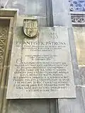 Deska na hrobce rodiny Františka Pštrossa