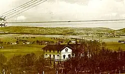 Zelená Ves severně od nádraží v Úštěku na pohlednici z 30. let 20. století