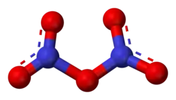 3D model molekulu N2O5