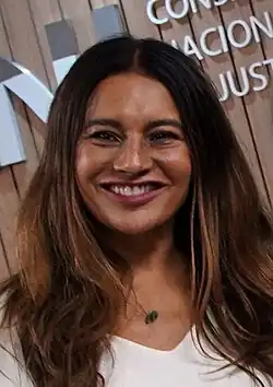 Dira Paesová (2022)