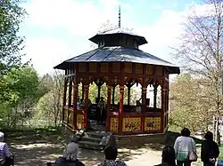 Diváci u altánku.JPG