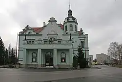 Hlavní průčelí divadla, 2012