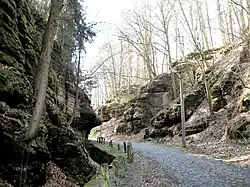 Dolní úsek Dlážděné cesty