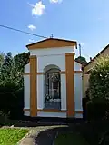 Dlouhá_Brtnice_-_výklenková_kaplička.JPG