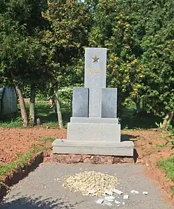 Dlouhá Loučka (SY), pomník.jpg