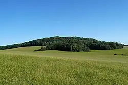 Dlouhý vrch od Štrausova vrchu