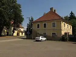 Dnešice, fara čp.8.jpg