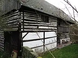 Dobřeň, venkovský dům čp.25.jpg