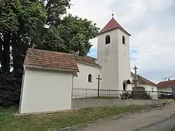 Dobročkovice, kostel (1).jpg