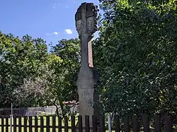 Dobruška - sousoší Nejsvětější Trojice v Novoměstské ul. poblíž čp. 818 (2).jpg