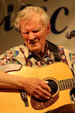 Doc Watson na Sugar Grove Music Festival v roce 2009