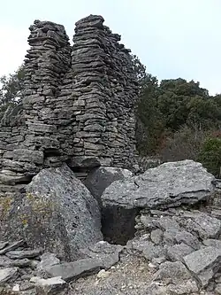 Dolmen du Bois des Géantes no. 4