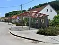 Autobusová zastávka na východě obce