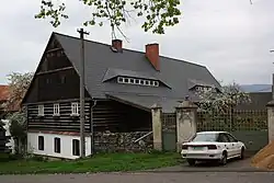 Dolní Nezly, dům číslo 4.jpg