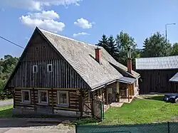 Dolní Olešnice - chalupa čp. 104 v osadě Nové Zámky (stav září 2024).jpg