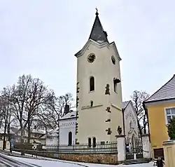 Kostel Nanebevzetí Panny Marie v Praze-Dolních Počernicích