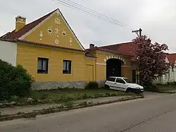 Dolní Slověnice, usedlost čp.19.jpg