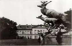 Sochařská výzdoba parku (pohlednice)