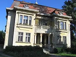 Dolni Kounice vila.jpg