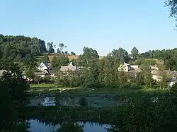 Dolní Teplice, v popředí místní rybníky