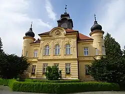 Doloplazy (PV), zámek (3).jpg