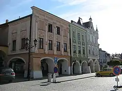 Domy na Náměstí Míru (Svitavy).JPG