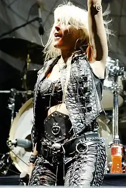 Zpěvačka skupiny Warlock Doro Pesch