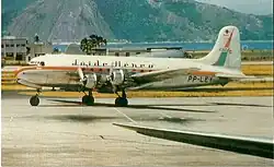 Letoun Douglas DC-4.