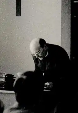 František Novák při výuce Nového zákona na CMBF v Litoměřicích