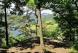 Skály nad Vltavou – národní přírodní rezervace Drbákov – Albertovy skály