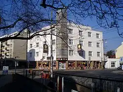 Dům se skleněnou věží, Hradec Králové