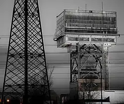 Těžní věž Dolu Jeremenko v roce 2010