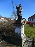 Dyje socha sv. Jana Nepomuckého.JPG