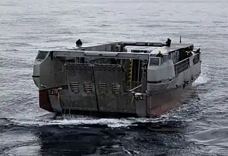 EDA-R s plošinou ve spodní poloze