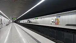 pohled na stanici z nástupiště směr Kőbánya-Kispest