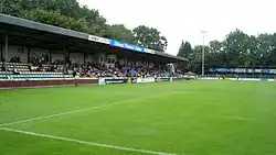 Edmund-Plambeck-Stadion (Die Haupttribüne)