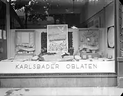 Eisenach (po válce zřízen záchytný průchozí tábor pro vyhnané německé obyvatelstvo),[105] výloha firmy Peter Martin, továrny na Karlovarské oplatky r. 1951[106]